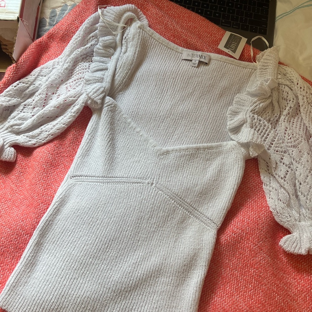 INTERMIX Private Label Bonnie Puff Sleeve Top
